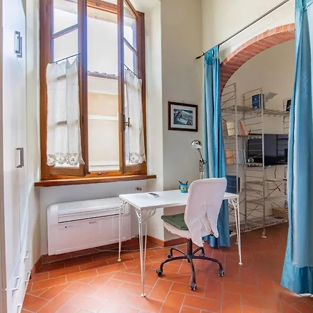 Rinascimento, In The Center Of * Pietrasanta