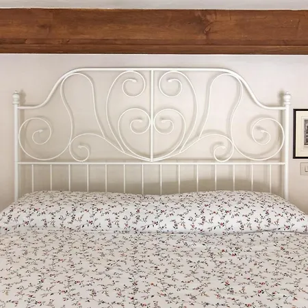 Rinascimento, In The Center Of Apartment Pietrasanta