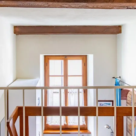 Apartment Rinascimento, In The Center Of Pietrasanta