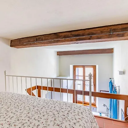 Apartment Rinascimento, In The Center Of Pietrasanta